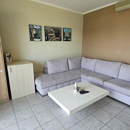 Crown Hotel Néa Szkióni Kültér fotó